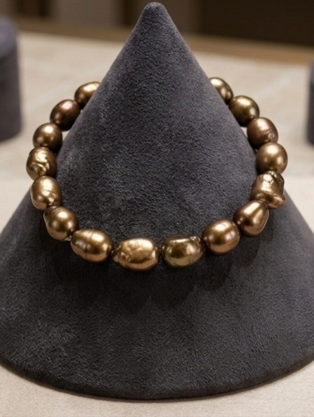 Vintage Freshwater Pearl Stretch Bracelet in Bronze Brown Genuine Pearls